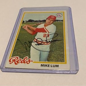 Mike Lum Autographed 1978 Topps Baseball Card Vintage collectible